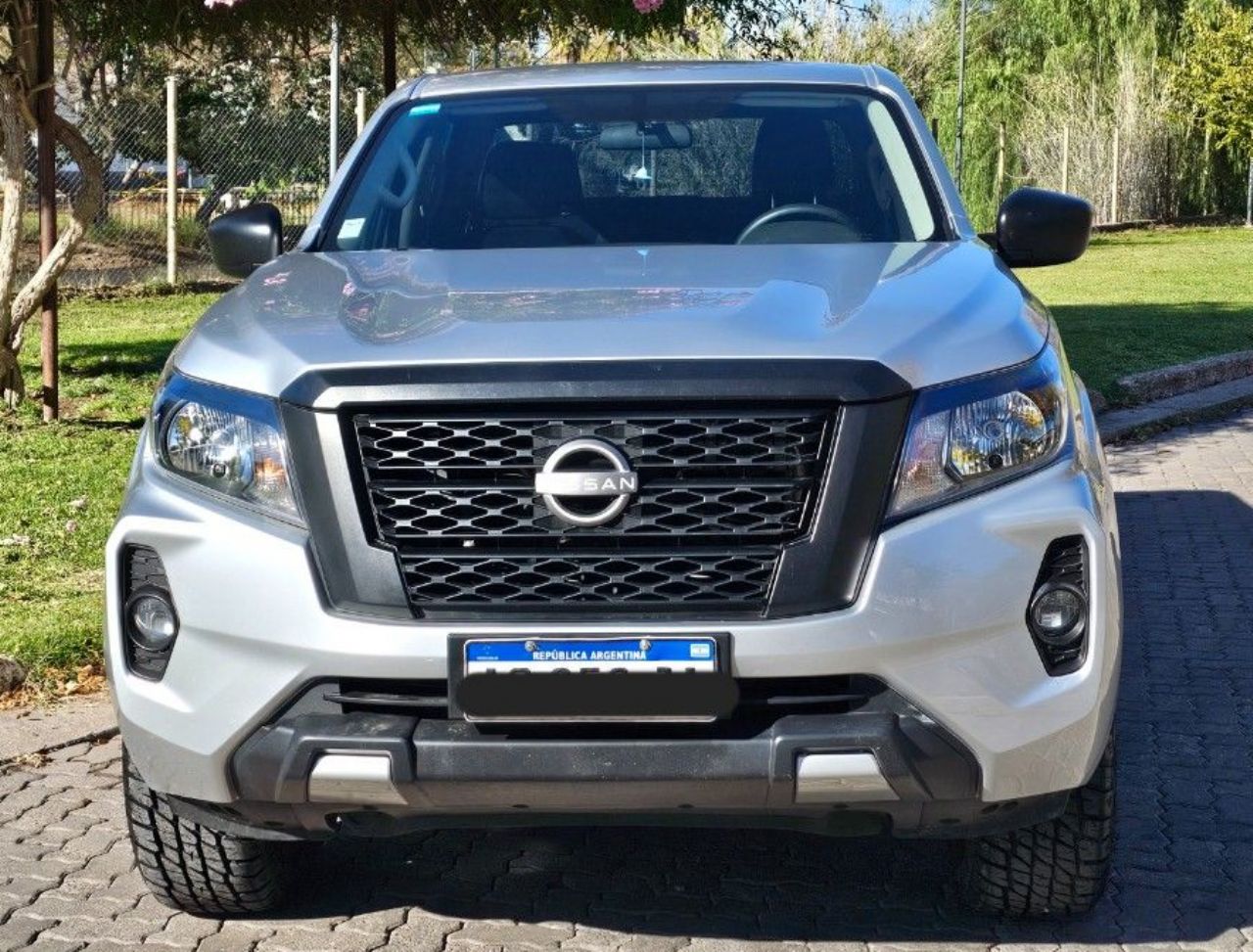 Nissan Frontier Usada en Mendoza, deRuedas