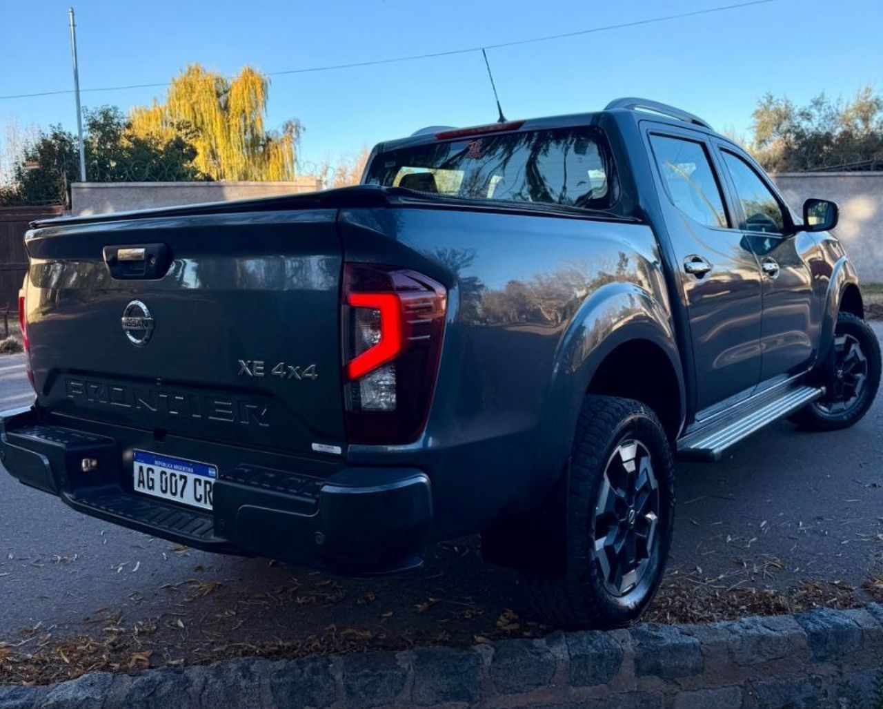 Nissan Frontier Usada en Mendoza, deRuedas