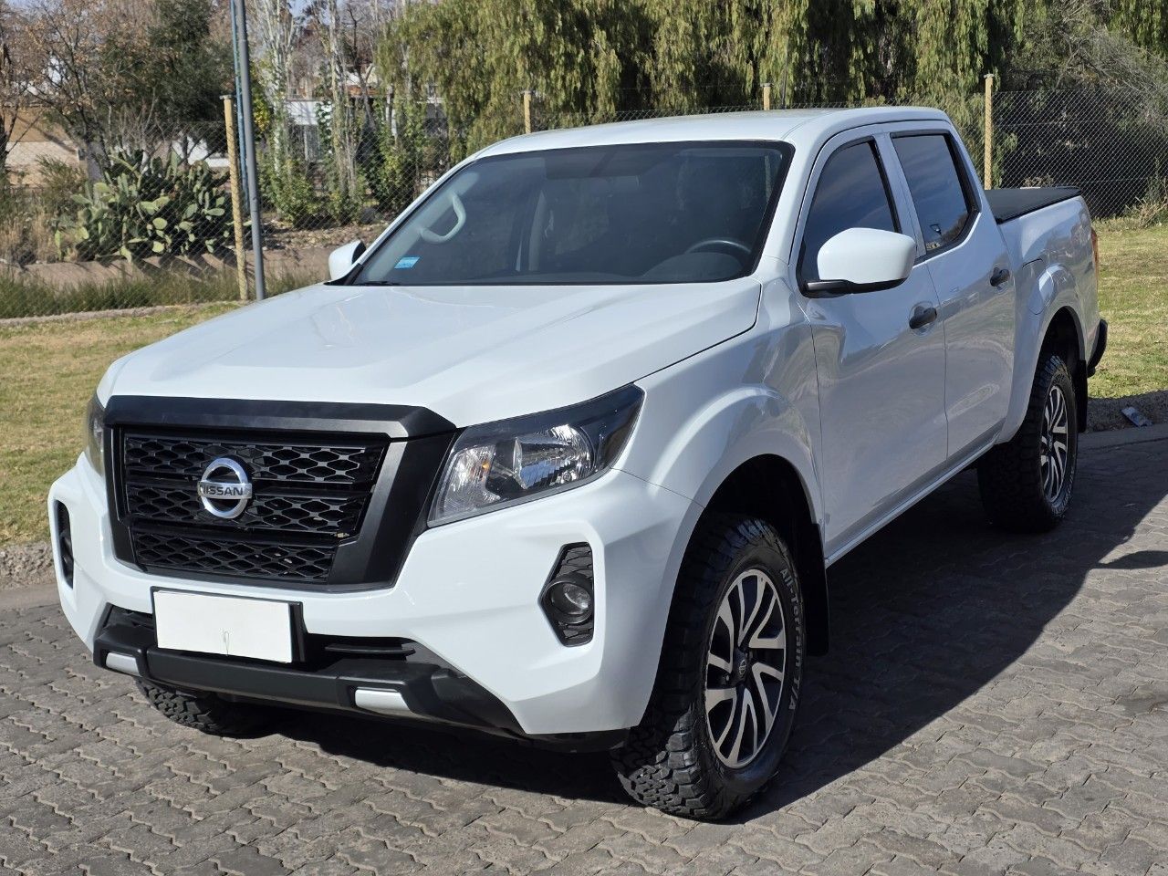 Nissan Frontier Usada en Mendoza, deRuedas