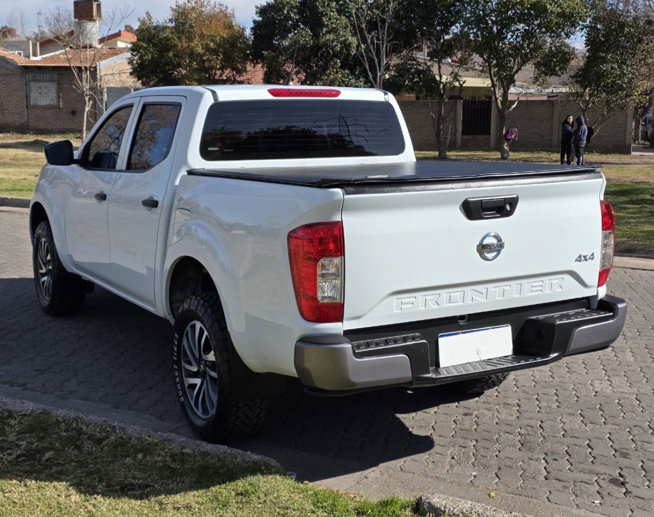 Nissan Frontier Usada en Mendoza, deRuedas
