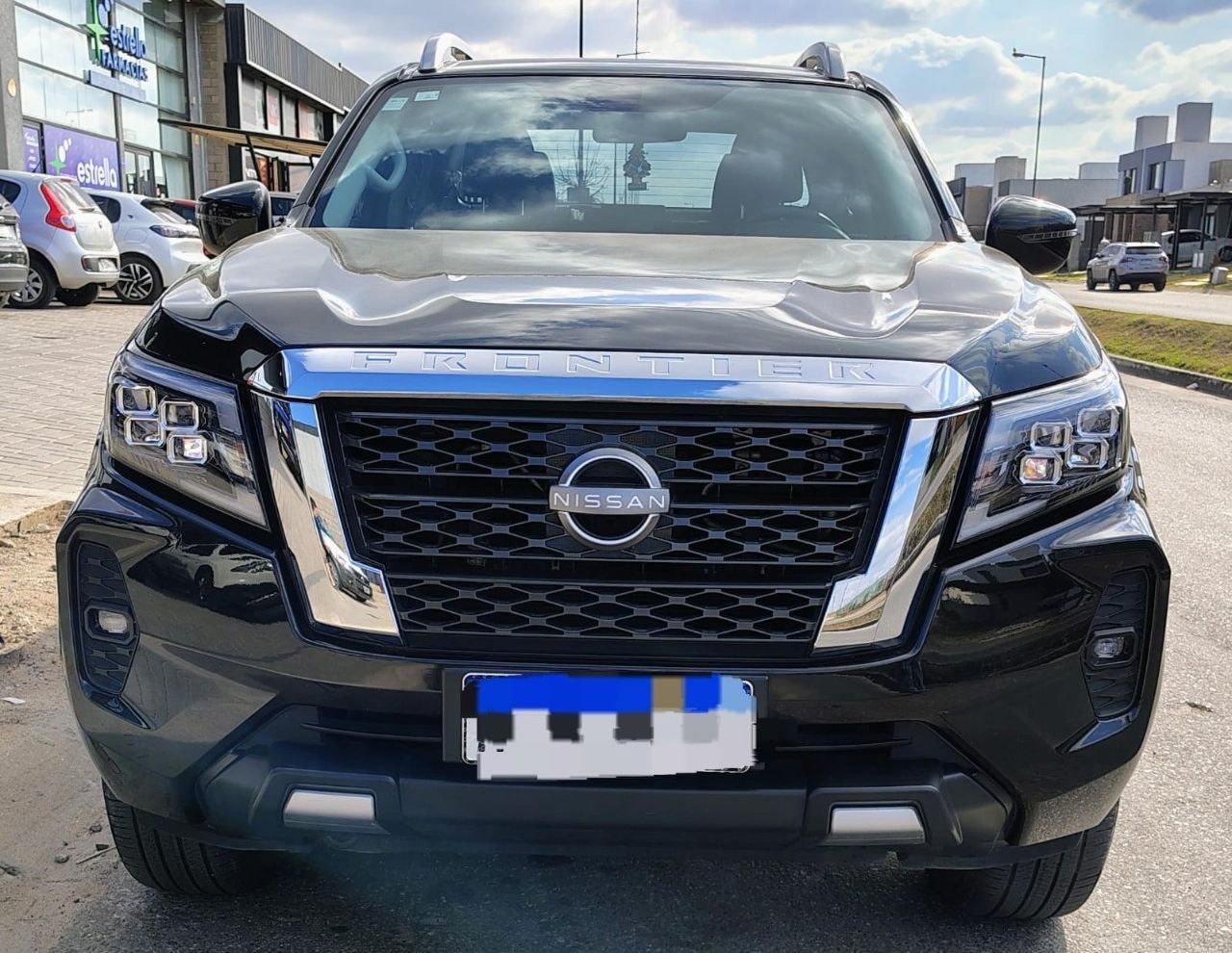 Nissan Frontier Usada Financiado en Córdoba, deRuedas