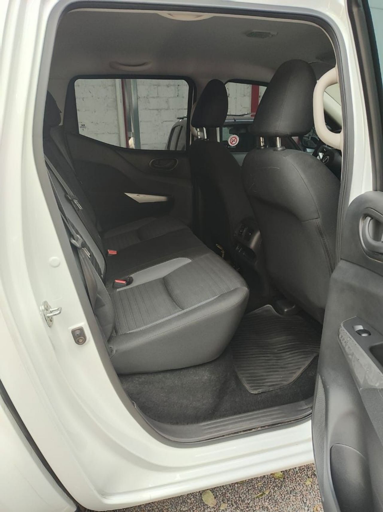 Nissan Frontier Usada en San Juan, deRuedas