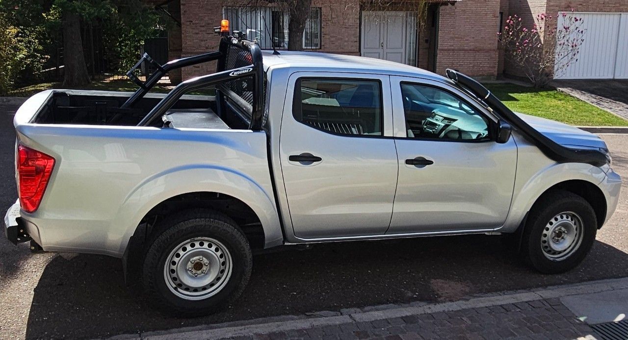 Nissan Frontier Usada en Mendoza, deRuedas