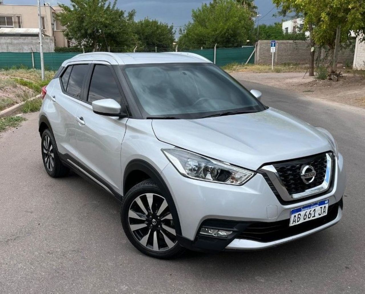 Nissan Kicks Usado Financiado en Mendoza, deRuedas