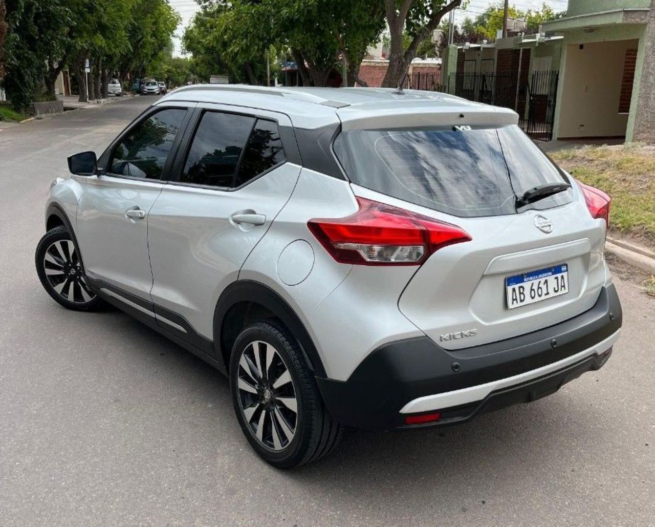 Nissan Kicks Usado Financiado en Mendoza, deRuedas