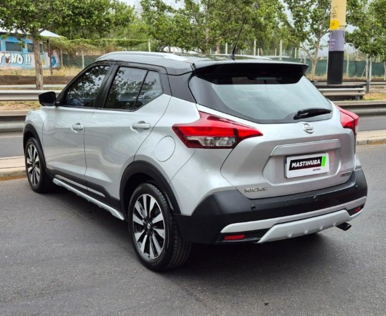 Nissan Kicks Usado Financiado en Mendoza, deRuedas