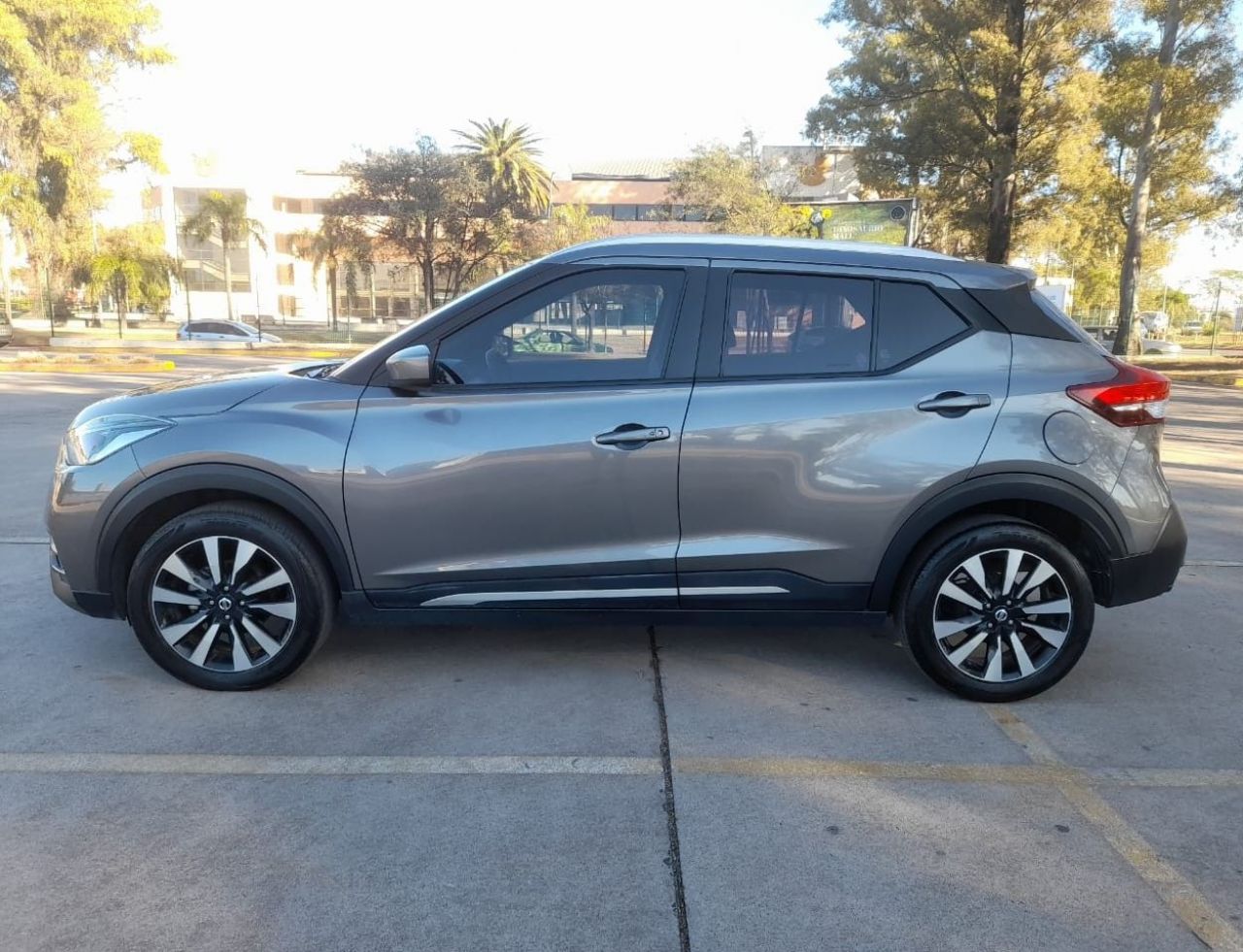 Nissan Kicks Usado Financiado en Córdoba, deRuedas