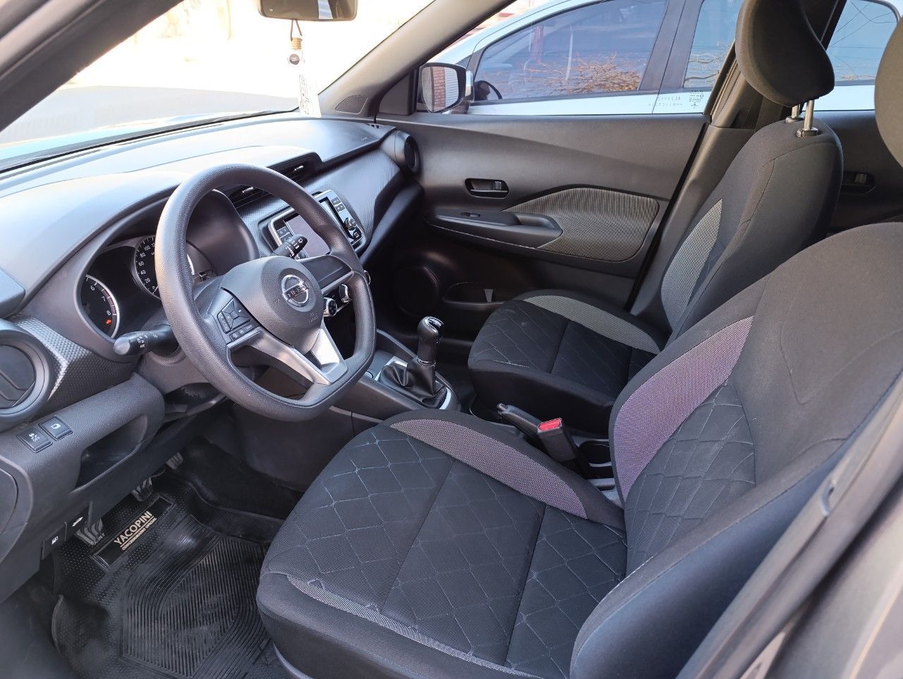 Nissan Kicks Usado Financiado en Mendoza, deRuedas