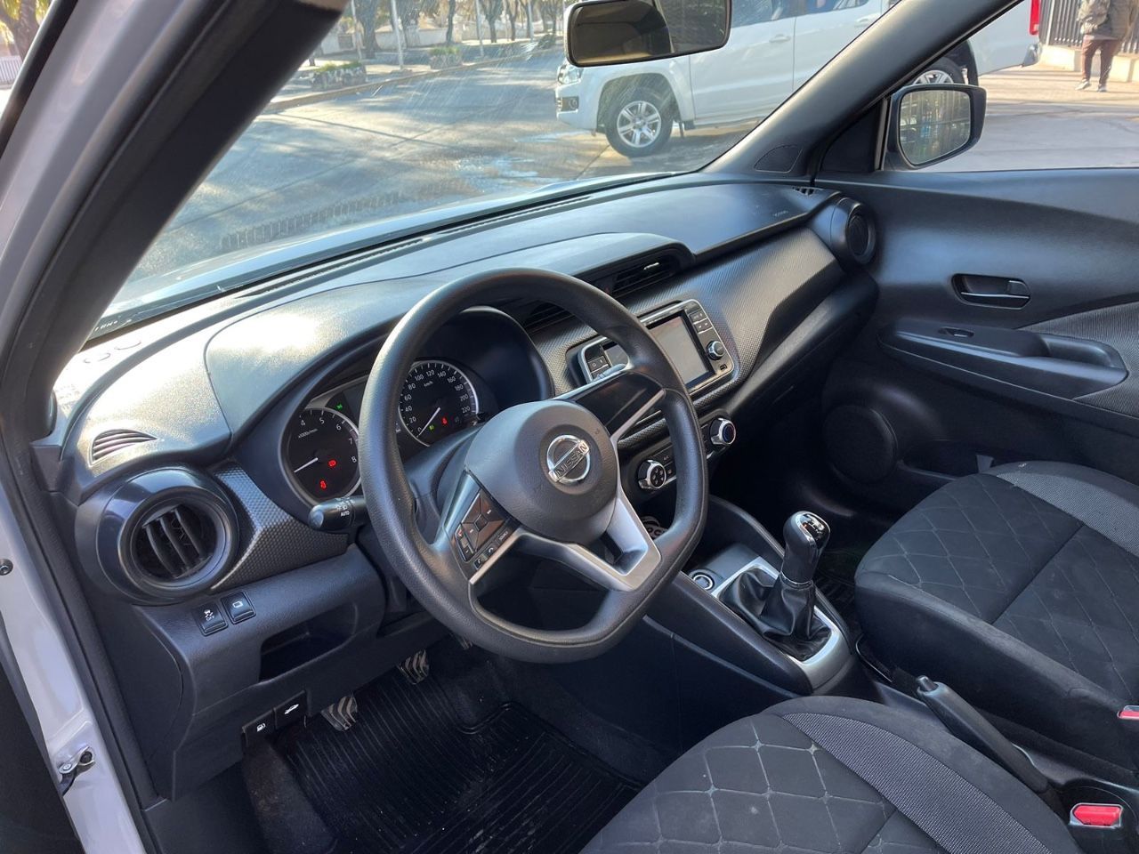 Nissan Kicks Usado Financiado en Mendoza, deRuedas