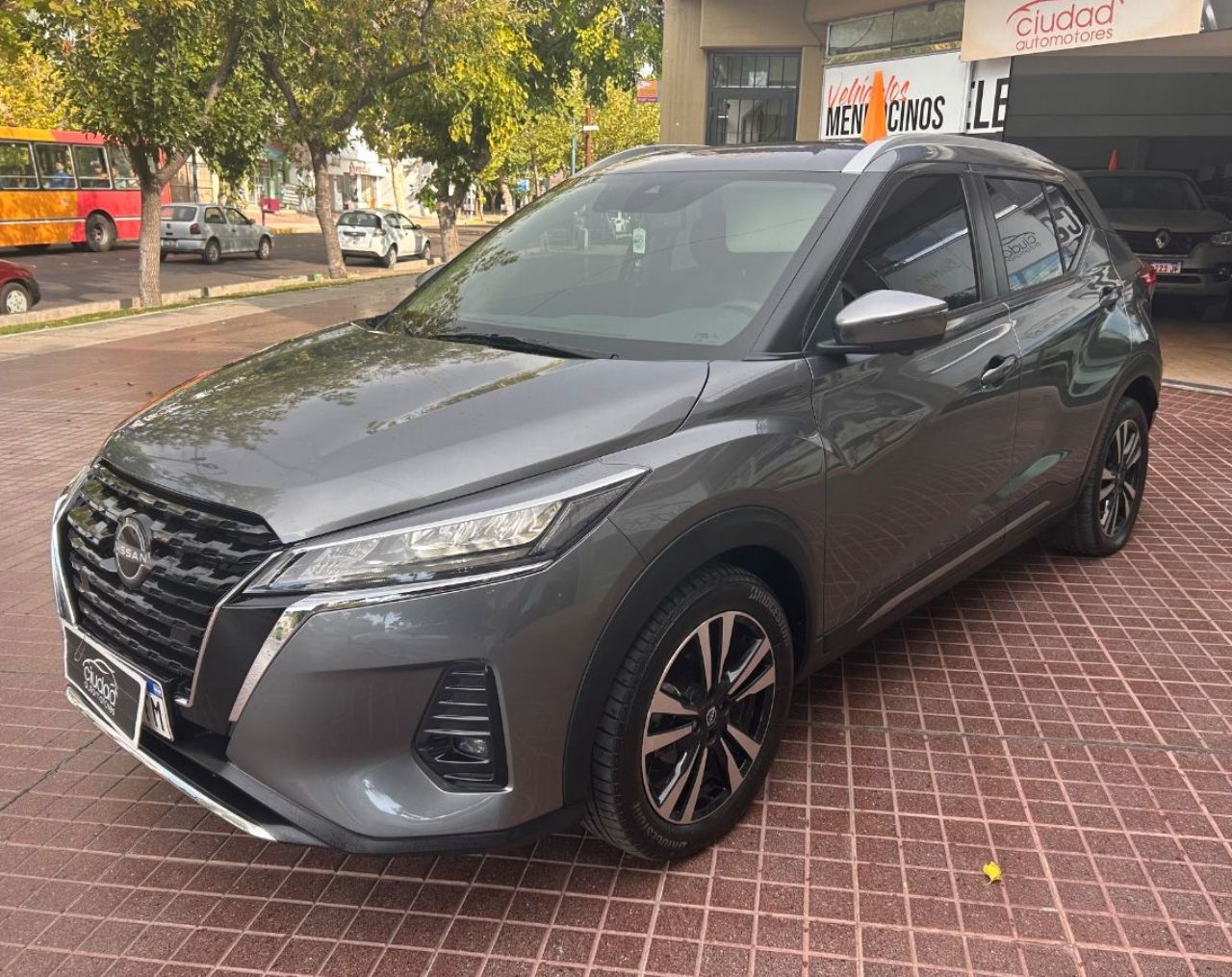 Nissan Kicks Usado Financiado en Mendoza, deRuedas
