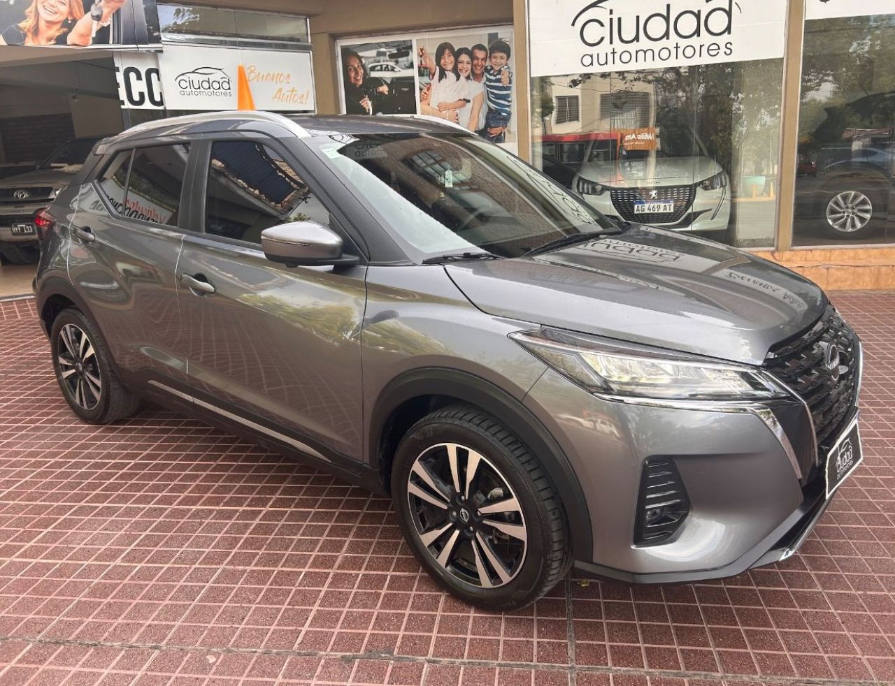 Nissan Kicks Usado Financiado en Mendoza, deRuedas