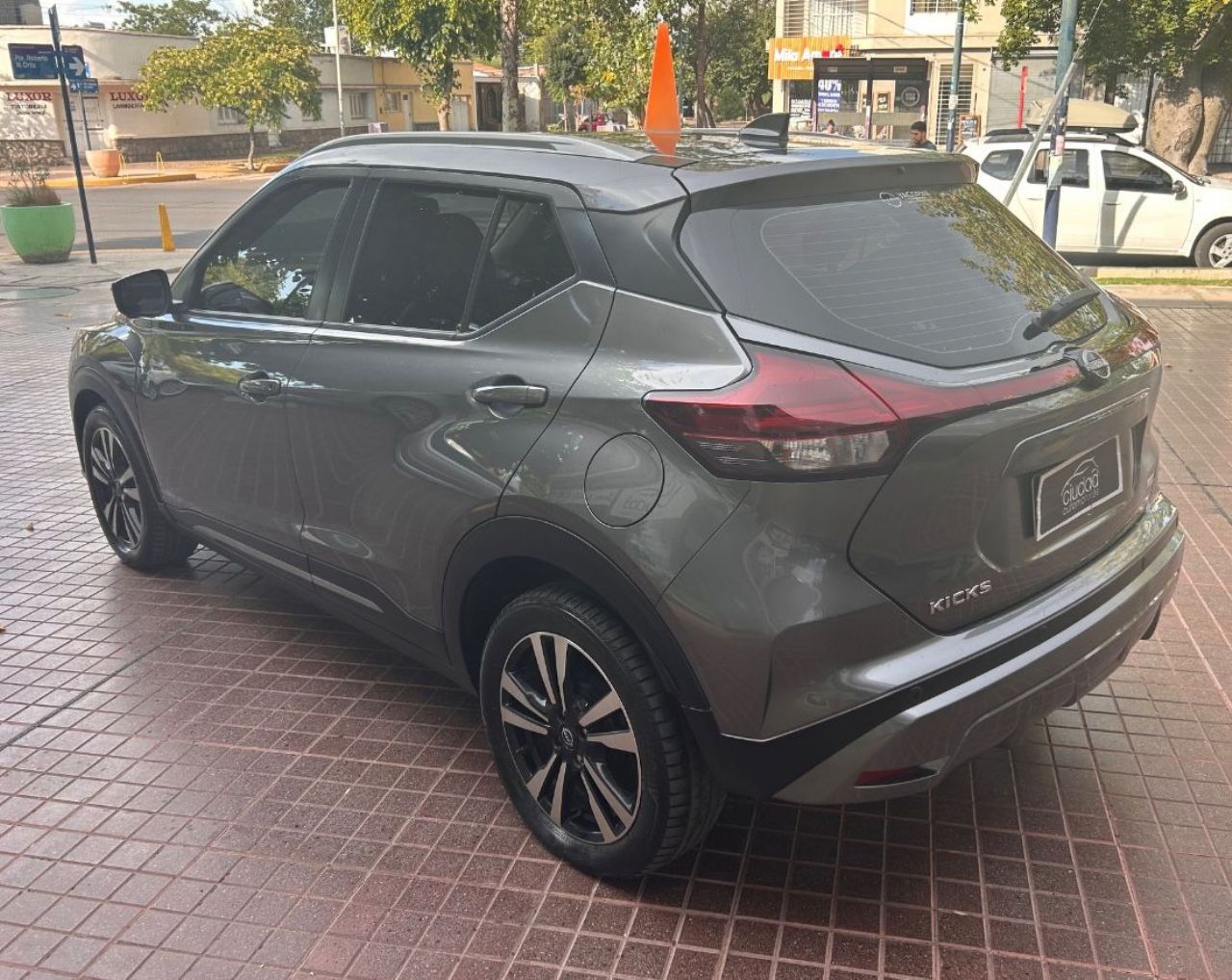 Nissan Kicks Usado Financiado en Mendoza, deRuedas