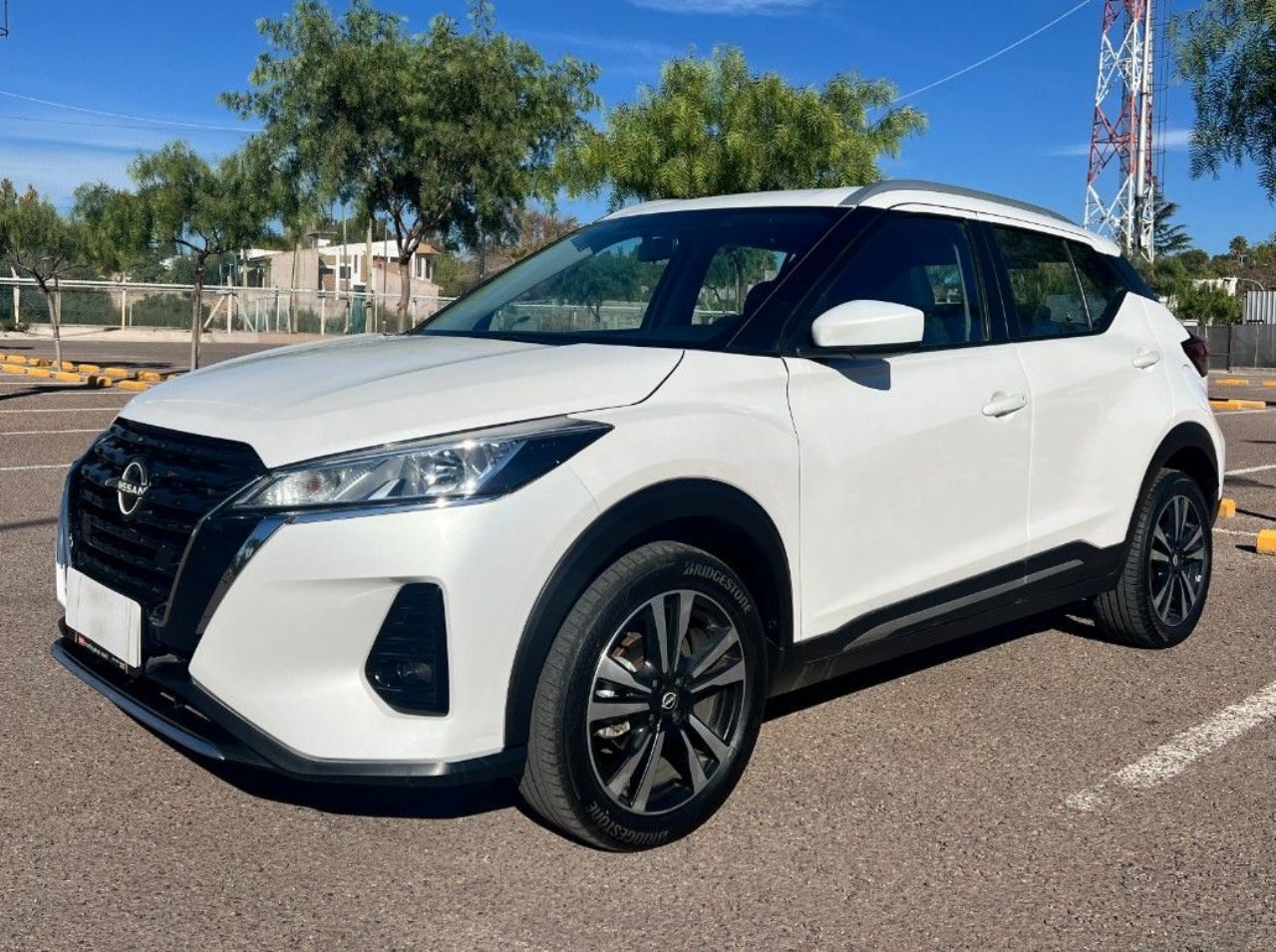 Nissan Kicks Usado Financiado en Mendoza, deRuedas