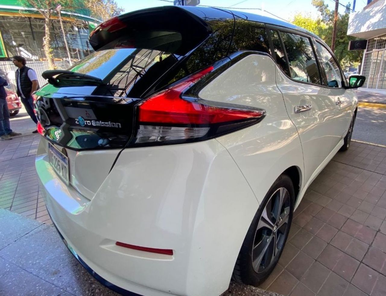 Nissan Leaf Usado Financiado en Mendoza, deRuedas