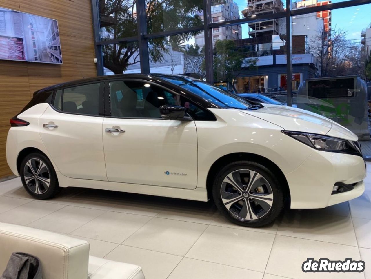 Nissan Leaf Nuevo en Mendoza, deRuedas