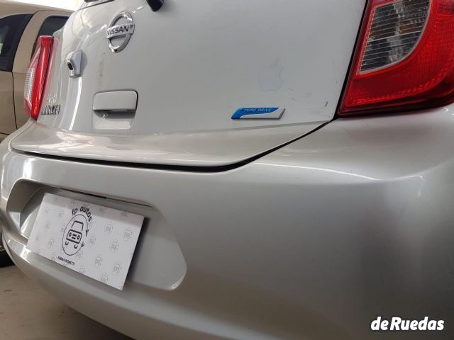 Nissan March Usado en Mendoza, deRuedas