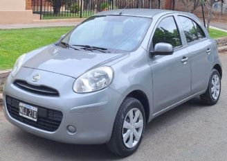 Nissan March Usado en Mendoza Financiado