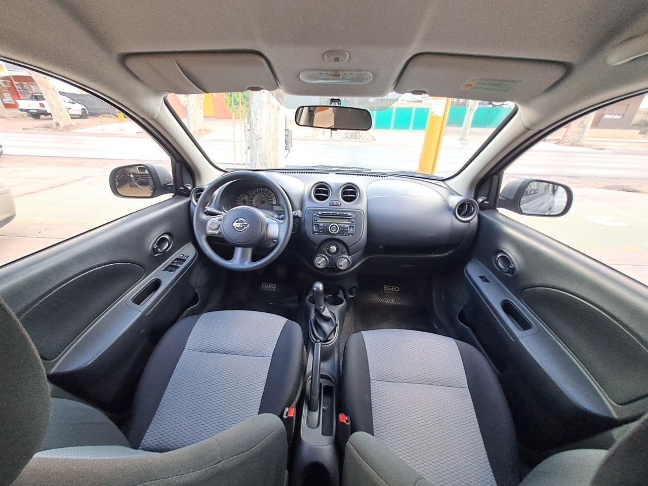 Nissan March Usado en Mendoza, deRuedas