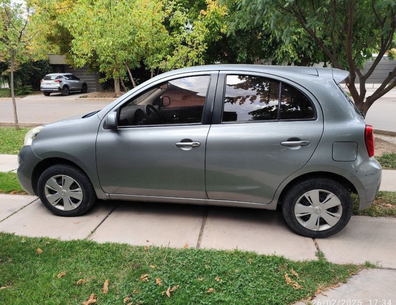Nissan March Usado en Mendoza, deRuedas