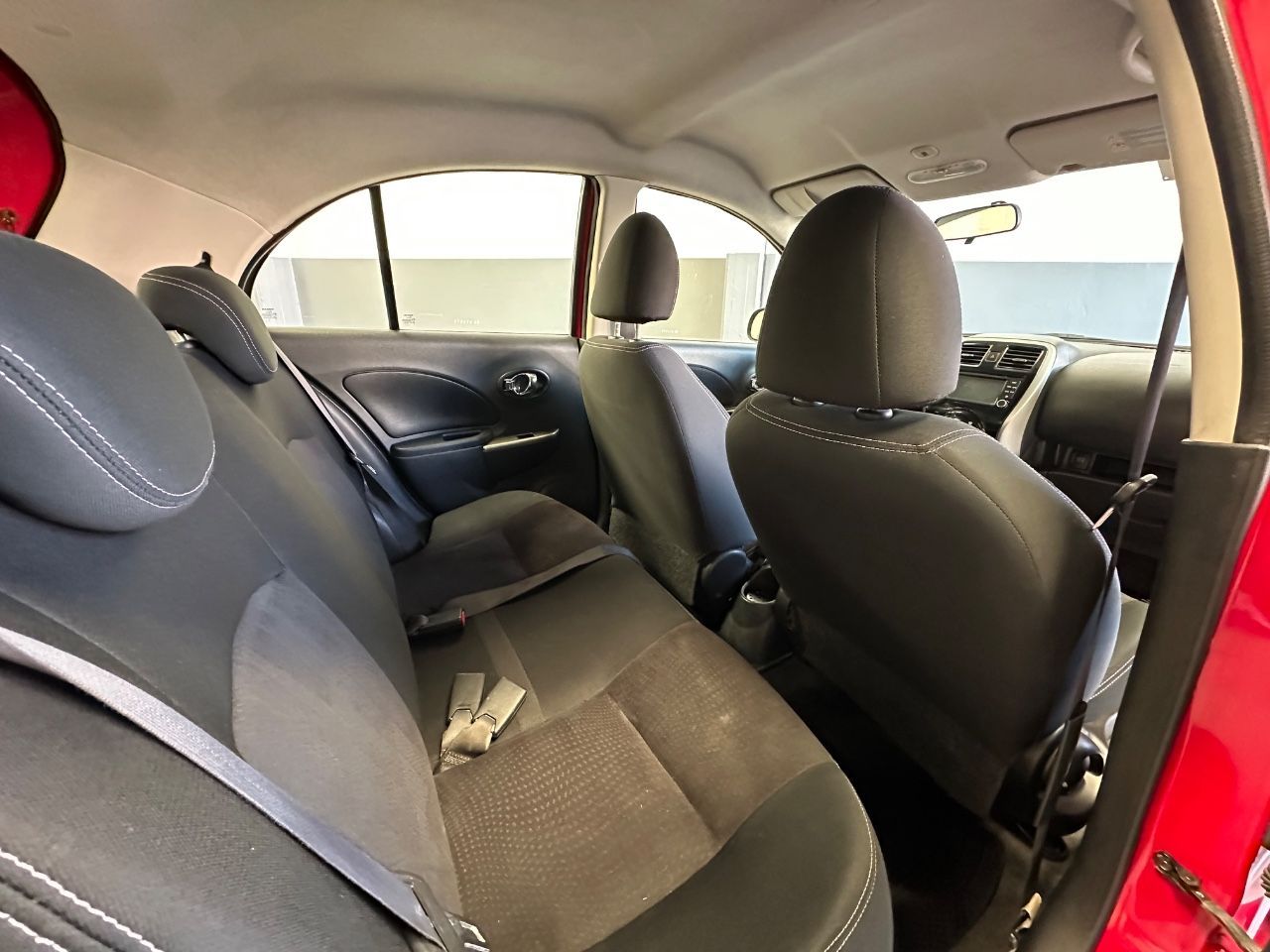 Nissan March Usado Financiado en Mendoza, deRuedas
