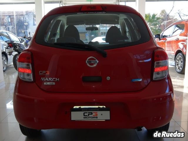 Nissan March Usado en Mendoza, deRuedas