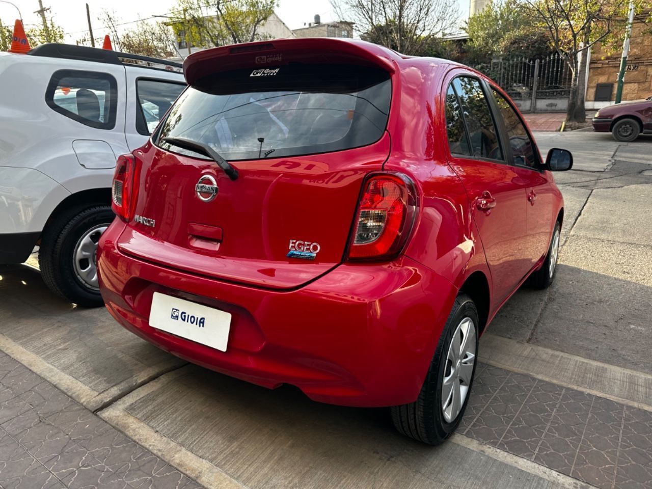 Nissan March Usado en Mendoza, deRuedas