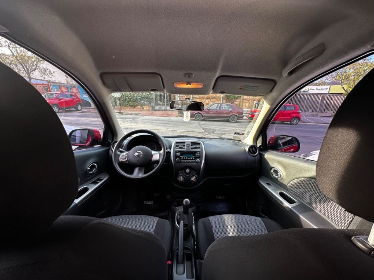 Nissan March Usado en Mendoza, deRuedas