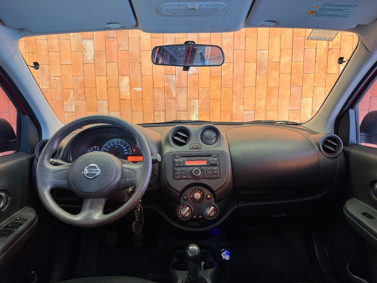 Nissan March Usado en Córdoba, deRuedas