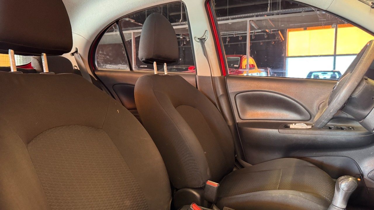Nissan March Usado en Córdoba, deRuedas