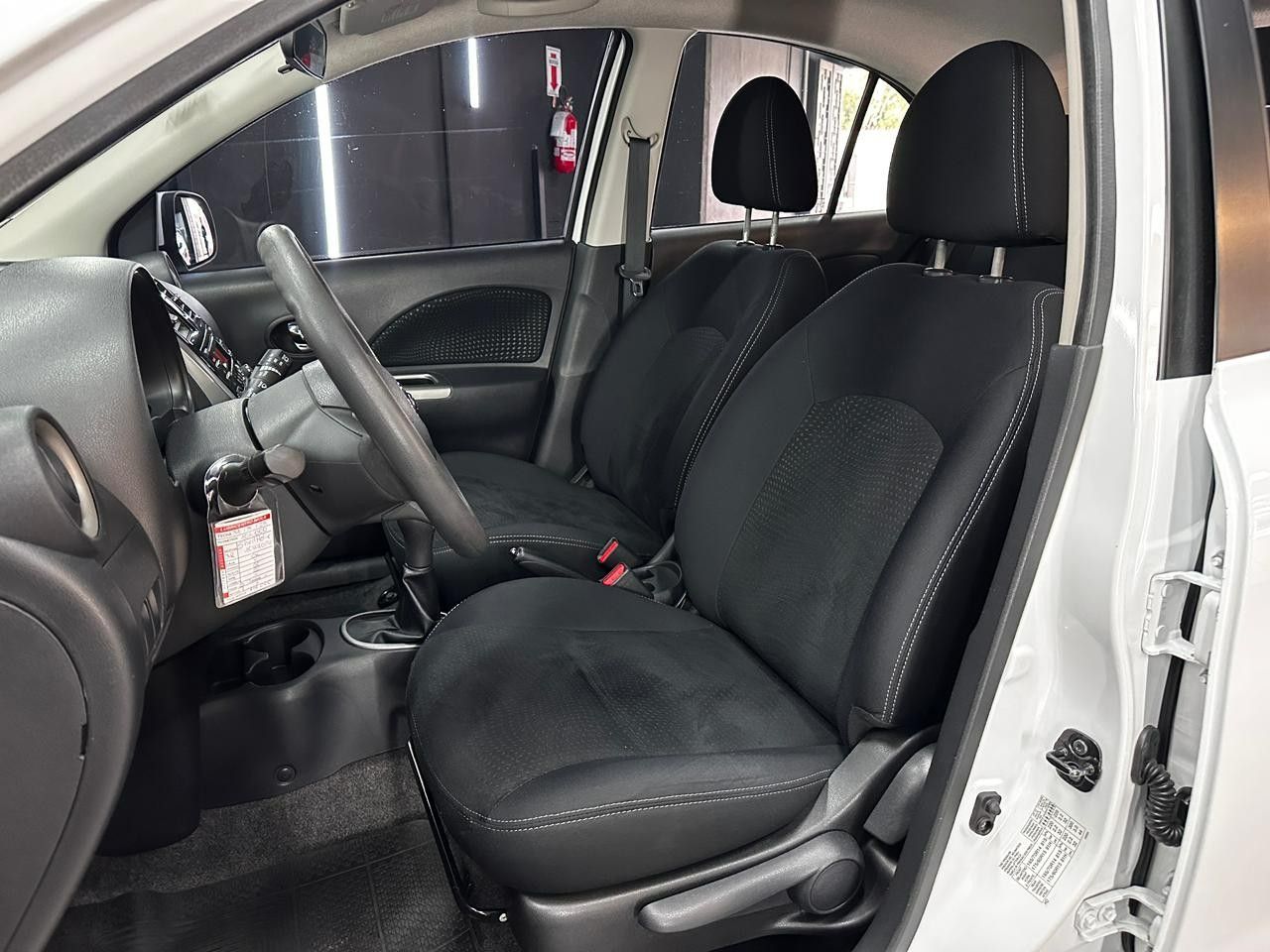 Nissan March Usado en Córdoba, deRuedas