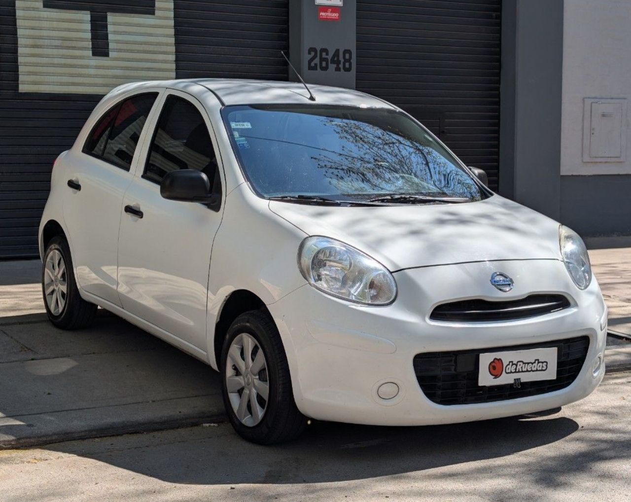Nissan March Usado Financiado en Mendoza, deRuedas