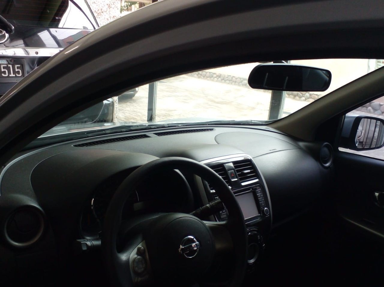 Nissan March Usado en Mendoza, deRuedas