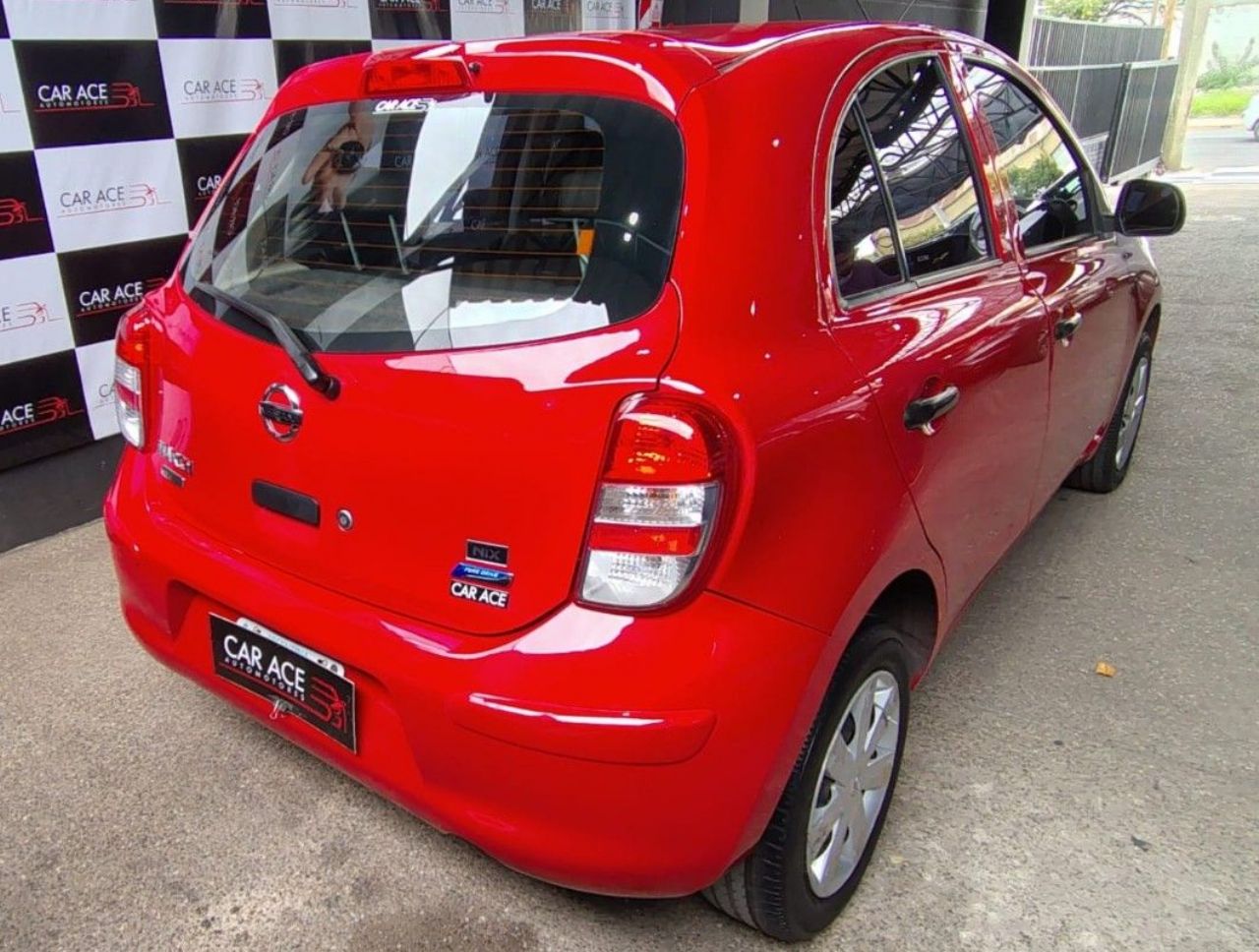 Nissan March Usado Financiado en Córdoba, deRuedas
