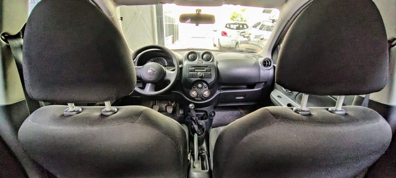 Nissan March Usado Financiado en Córdoba, deRuedas