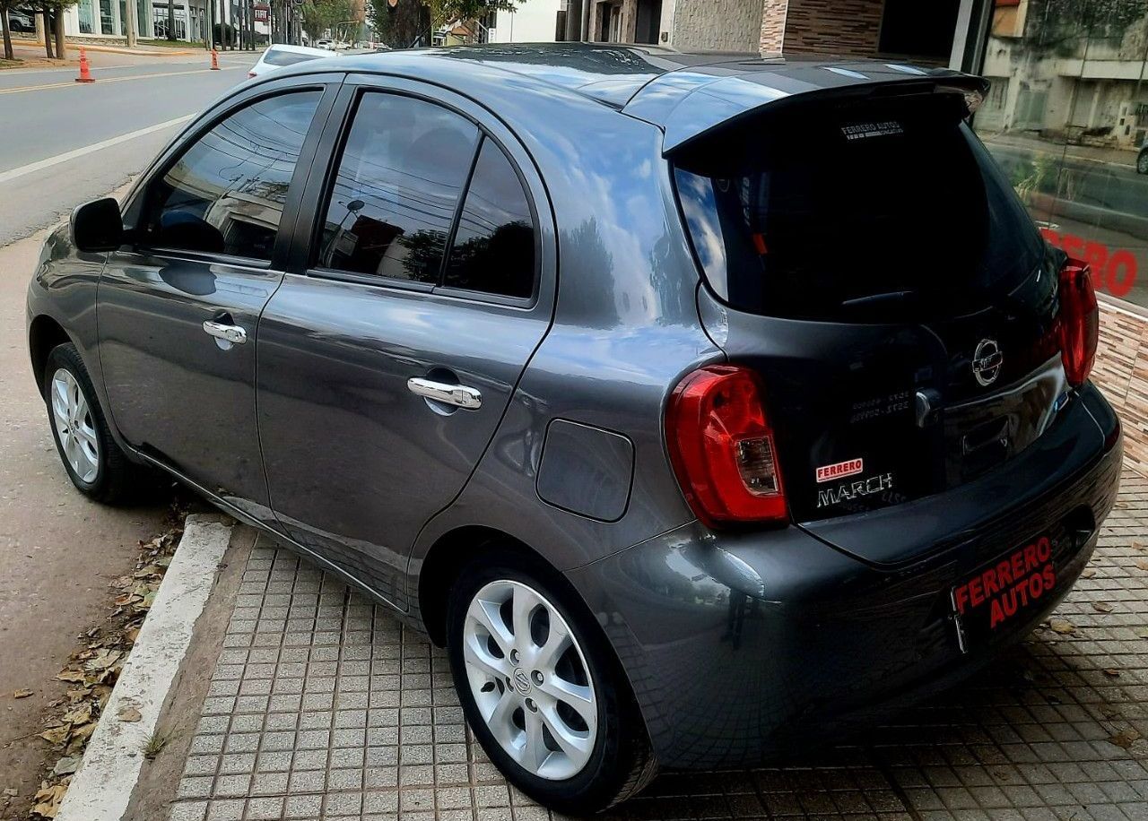 Nissan March Usado Financiado en Córdoba, deRuedas