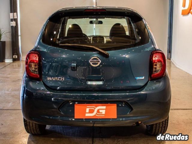 Nissan March Usado en Córdoba, deRuedas