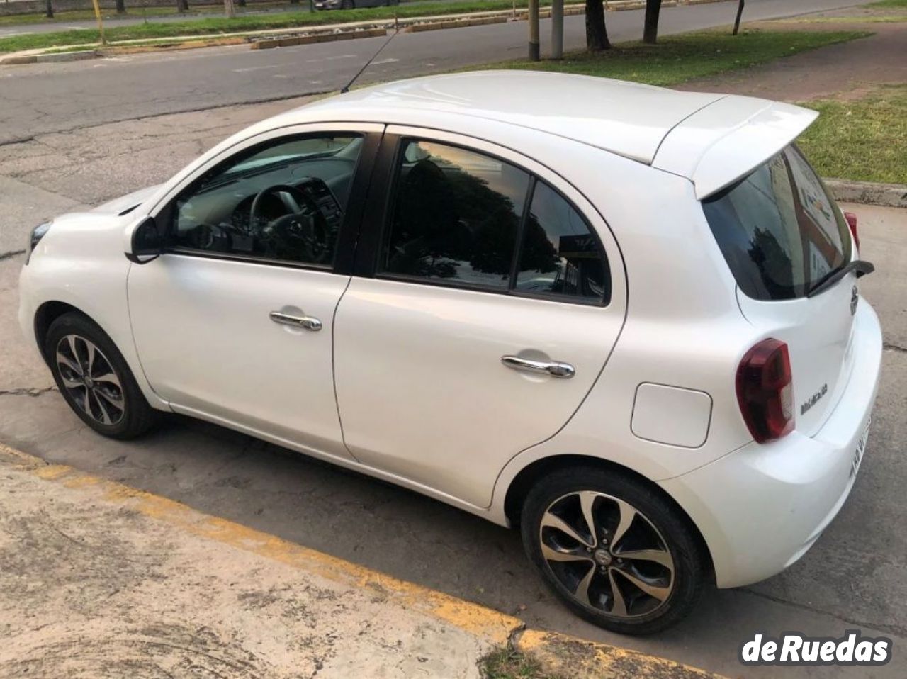 Nissan March Usado en Salta, deRuedas