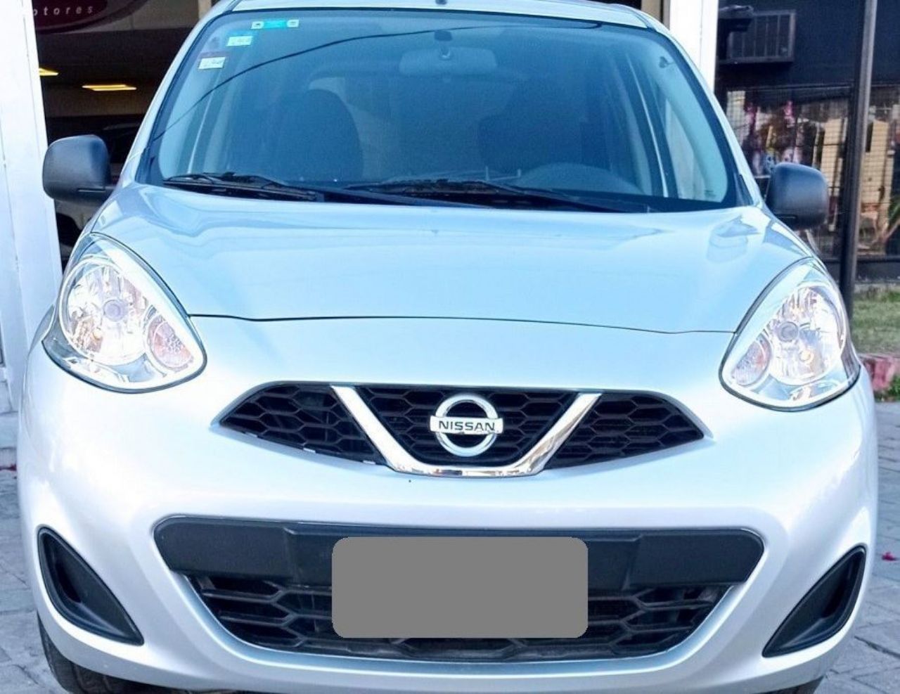 Nissan March Usado en Córdoba, deRuedas