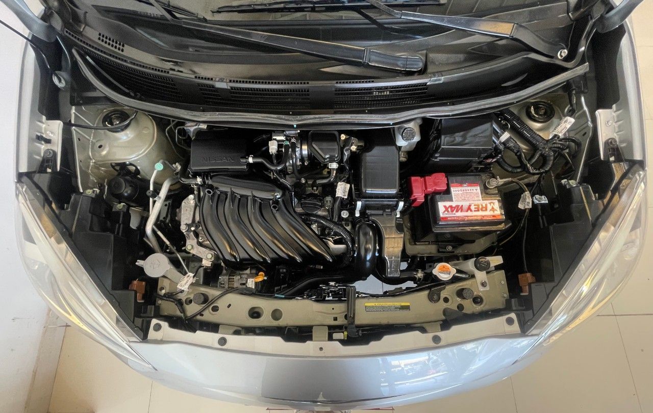 Nissan March Usado Financiado en Mendoza, deRuedas
