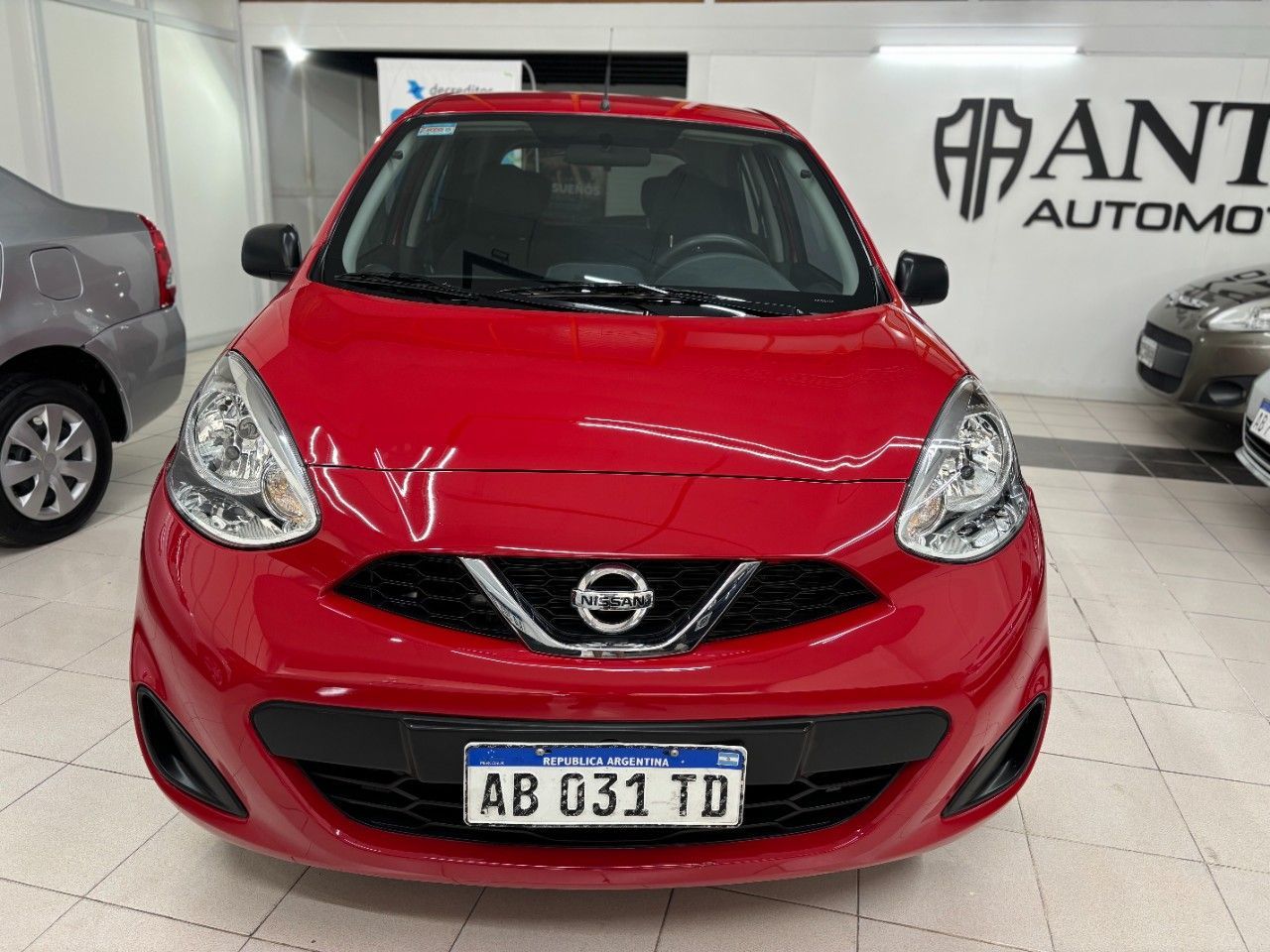 Nissan March Usado en Mendoza, deRuedas