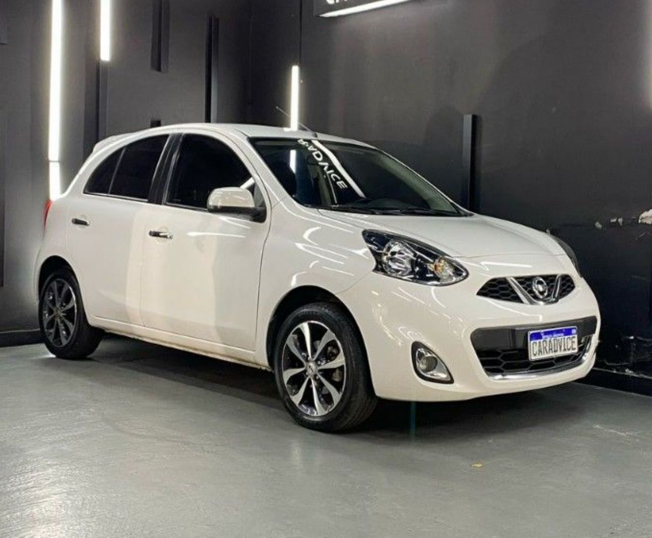 Nissan March Usado en Córdoba, deRuedas