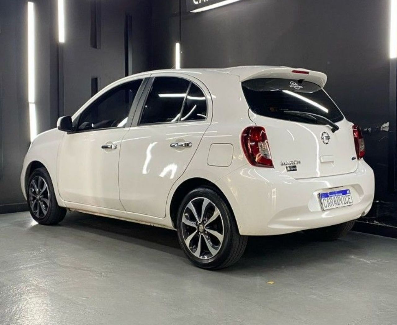 Nissan March Usado en Córdoba, deRuedas