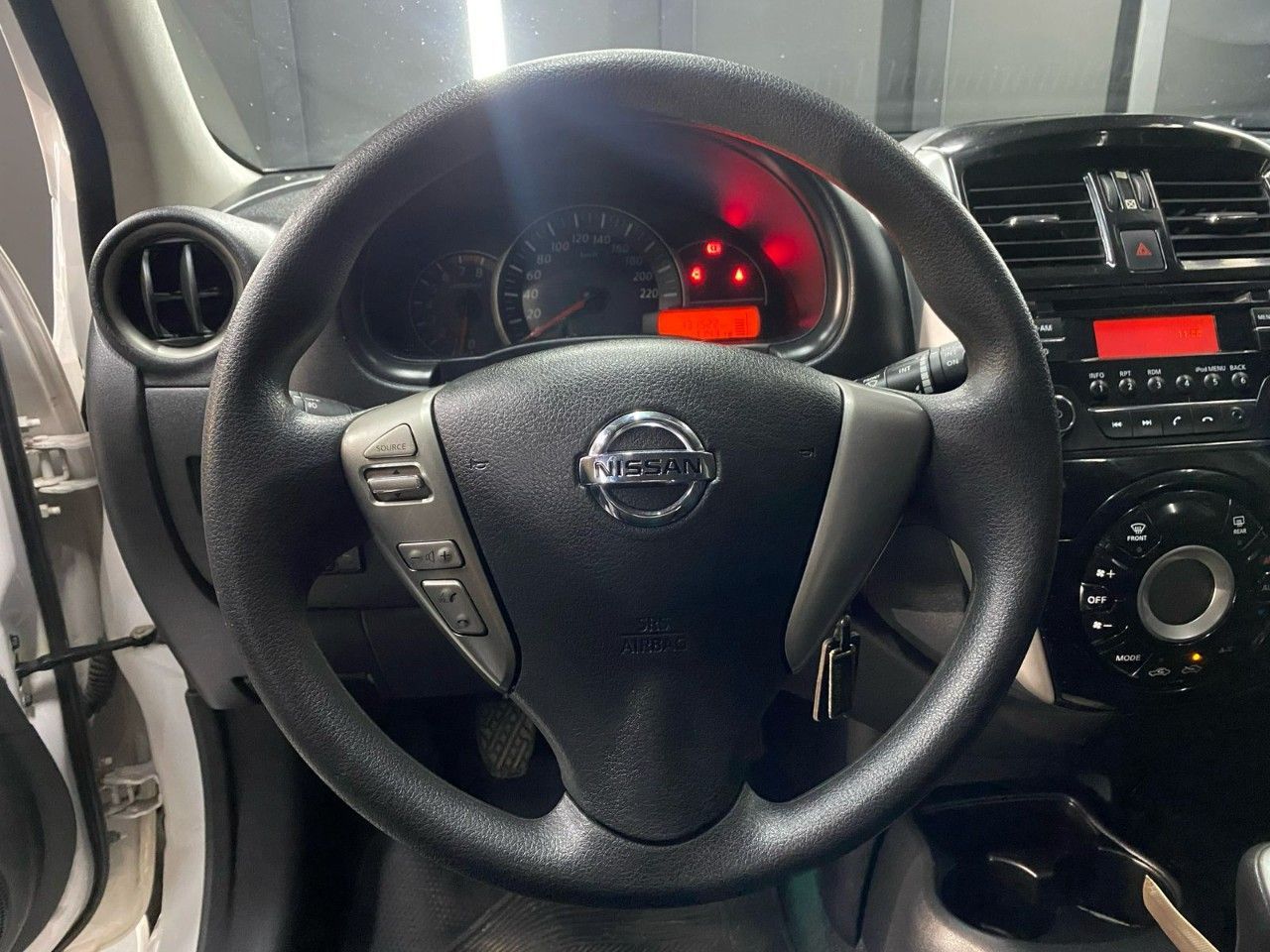 Nissan March Usado en Córdoba, deRuedas