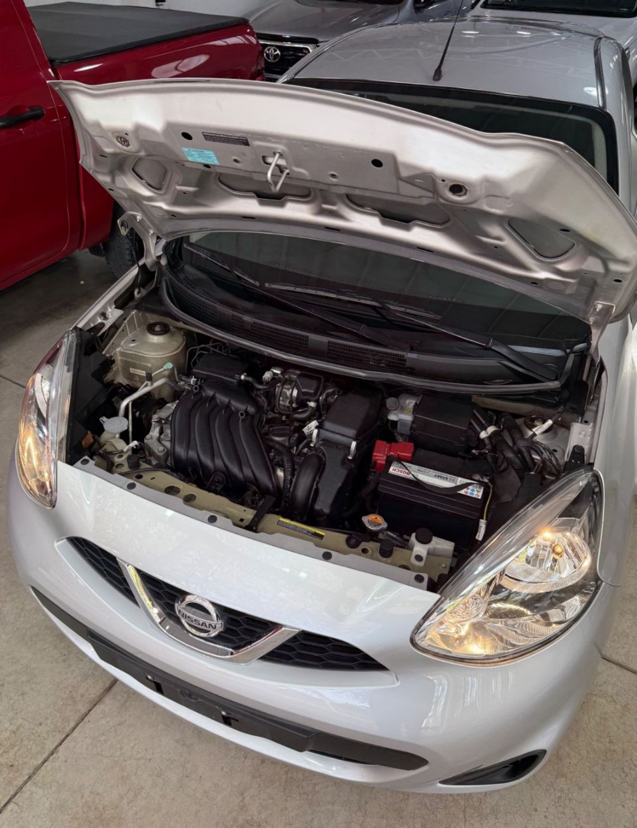 Nissan March Usado Financiado en Mendoza, deRuedas