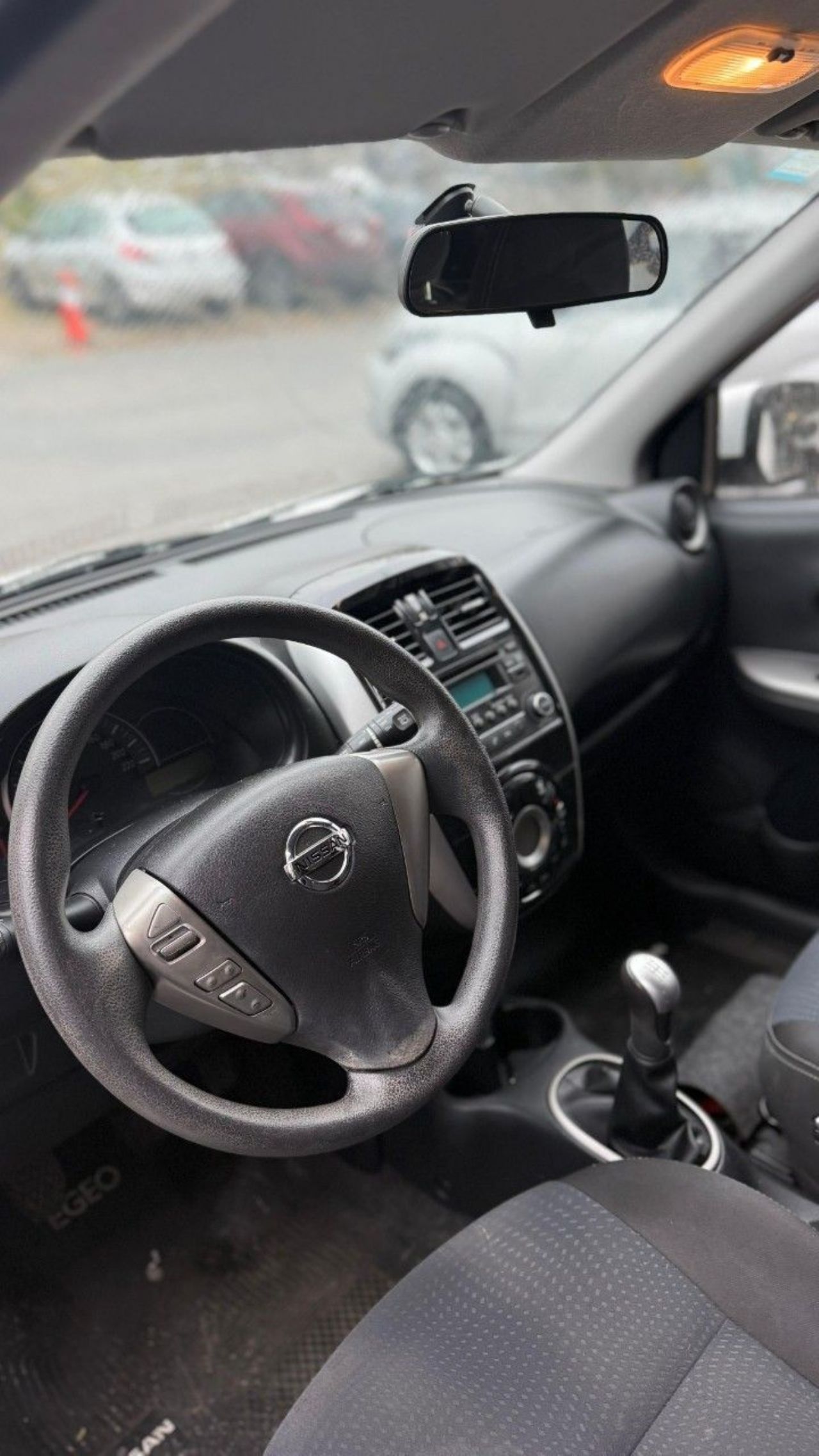 Nissan March Usado Financiado en Córdoba, deRuedas