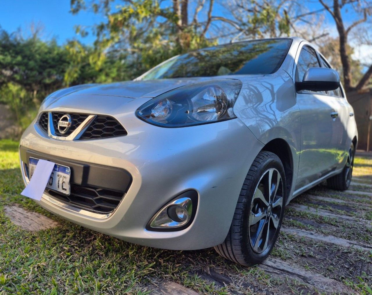 Nissan March Usado en Santa Fe, deRuedas