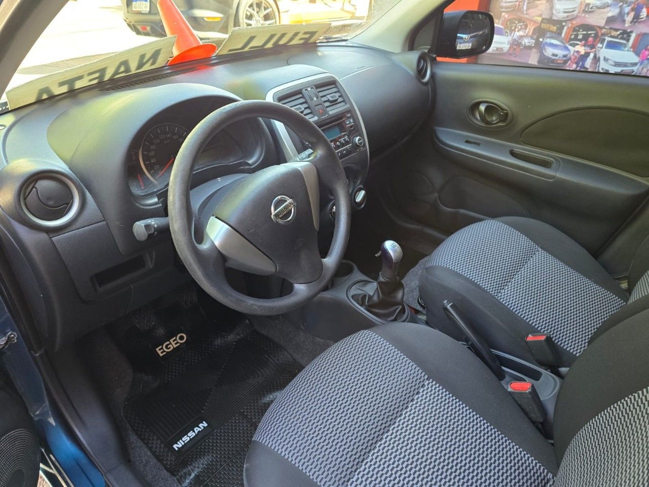 Nissan March Usado Financiado en Mendoza, deRuedas