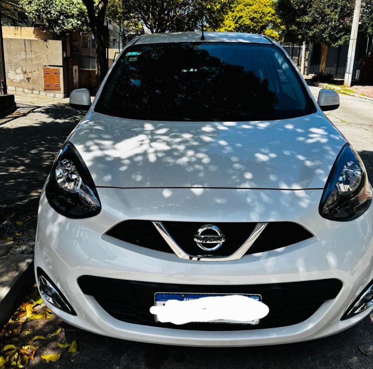 Nissan March Usado en Córdoba, deRuedas