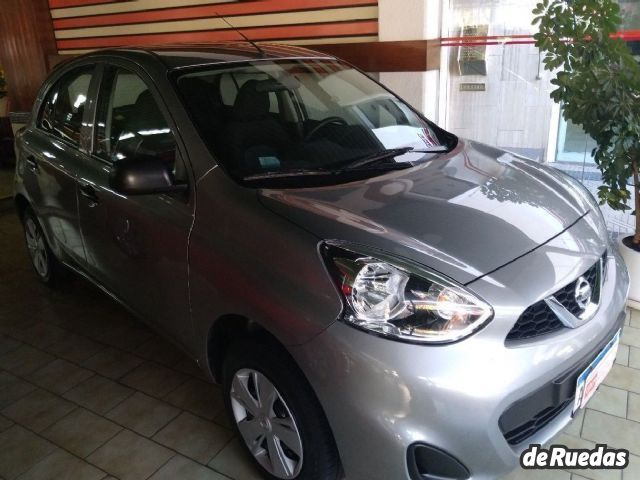 Nissan March Usado en Mendoza, deRuedas