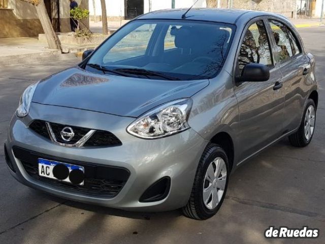 Nissan March Usado en Mendoza, deRuedas